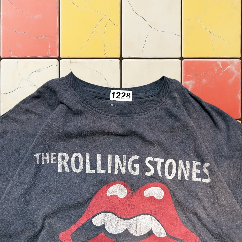 Rolling Stones 1975 US Tour Tee Y2K Black S Sun Faded Band Rock Music Lips Shirt - Picture 13 of 15
